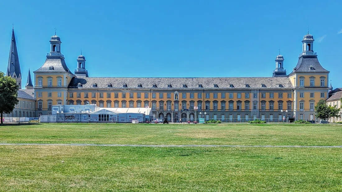 Kurfürstliches Schloss e Hofgarten, Bonn