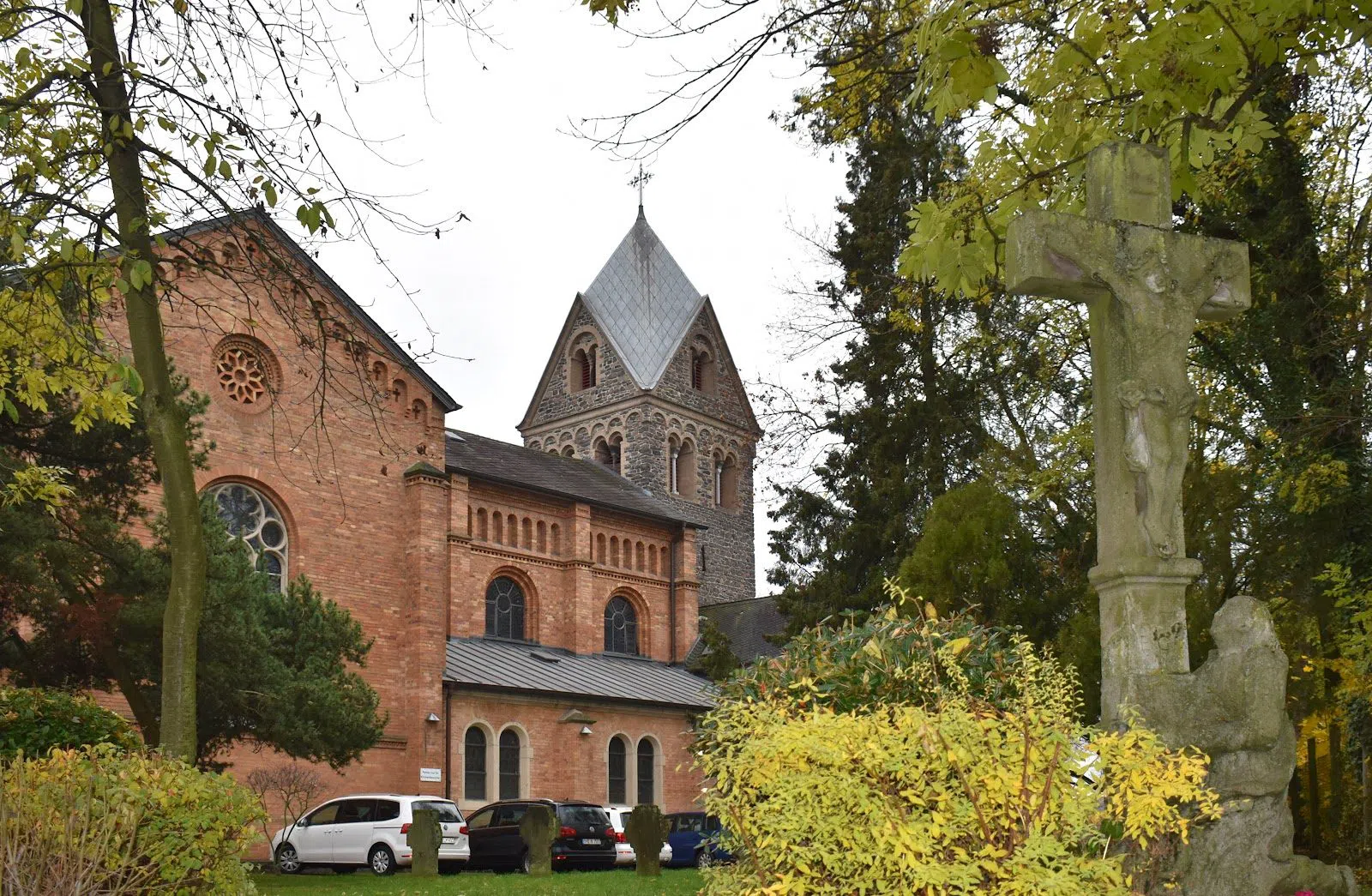 St. Cäcilia Oberkassel, Bonn